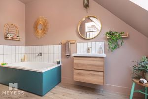 Photo 48- click for photo gallery